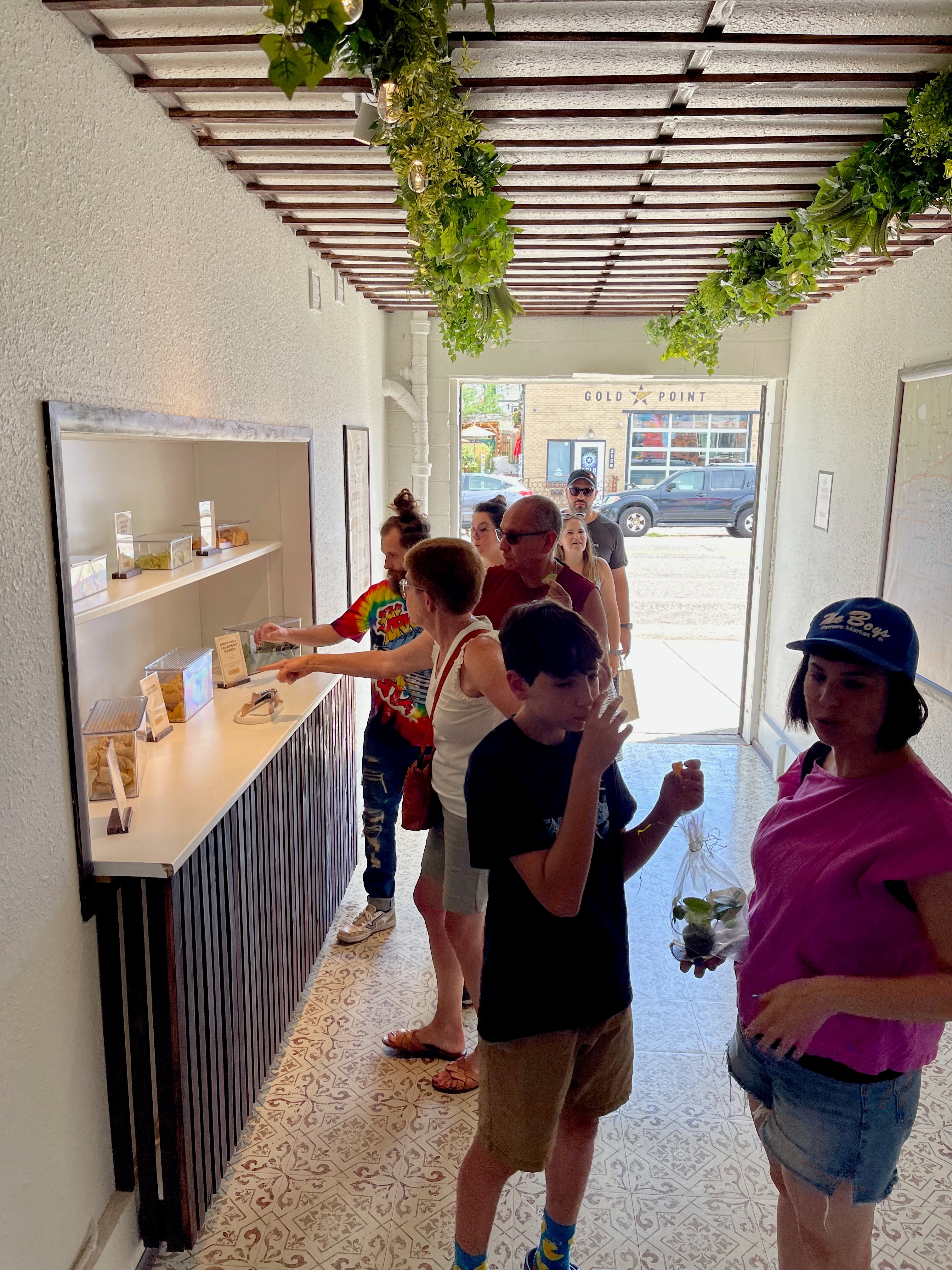 Fresh Tortillas available at Denver's Best Tortilla Factory! The Raquelitas Tortillas Tortilla Shop makes Denver's best-selling tortillas available to the public. 